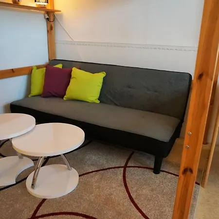 Au Bord Du Lac, Location In For 2! Apartment